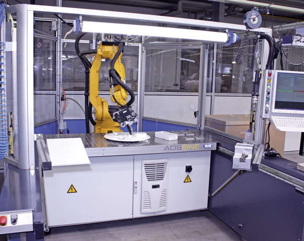 68A Arbeitsplatz Roboter 01